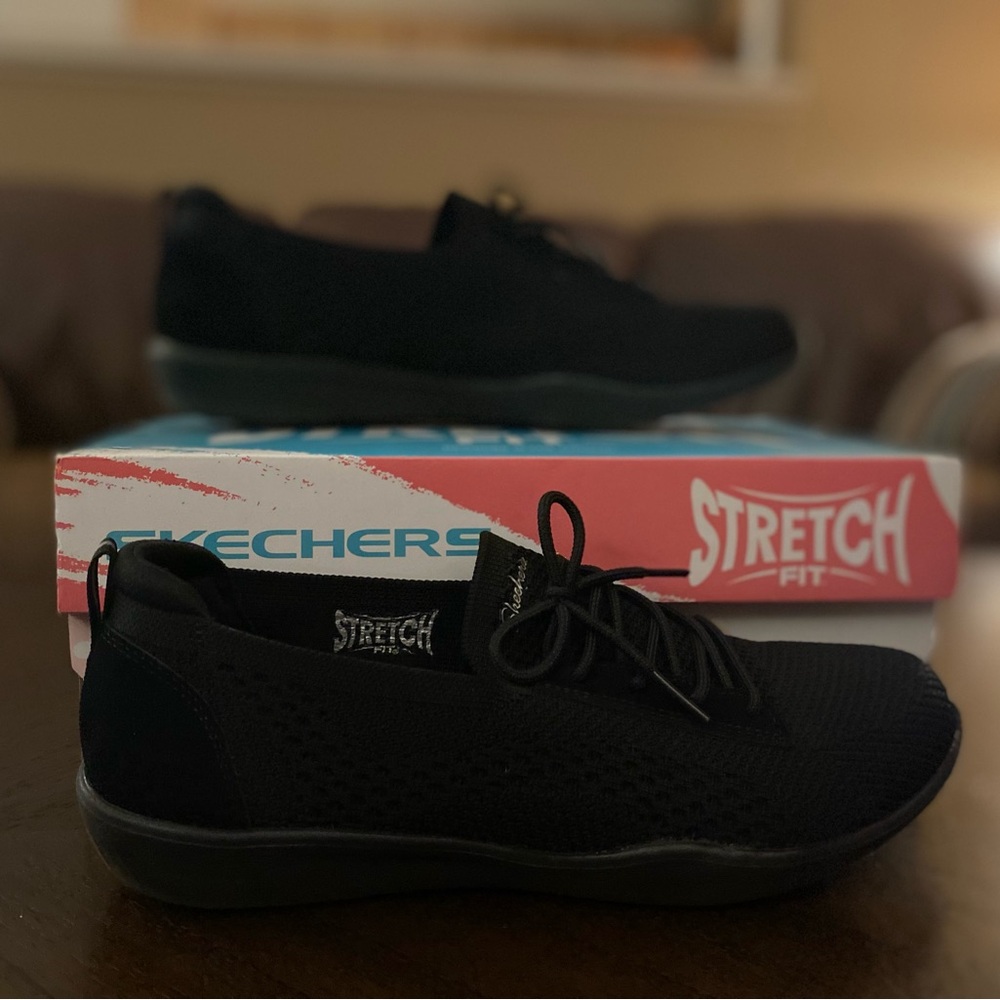 Sketchers Black Slip on Tennis shoes